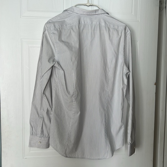 Men’s striped dress shirt with black collar detailing - Picture 2 of 2